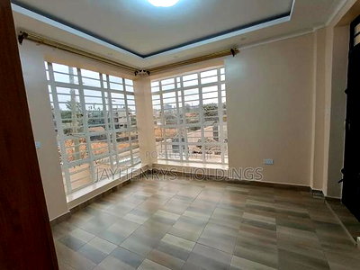 5bdrm House in Kamakis for rent - Image 11