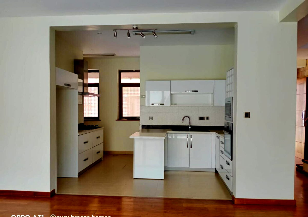 Triplex Townhouse with Sun Roof & Scandinavian High Roofs - Kileleshwa