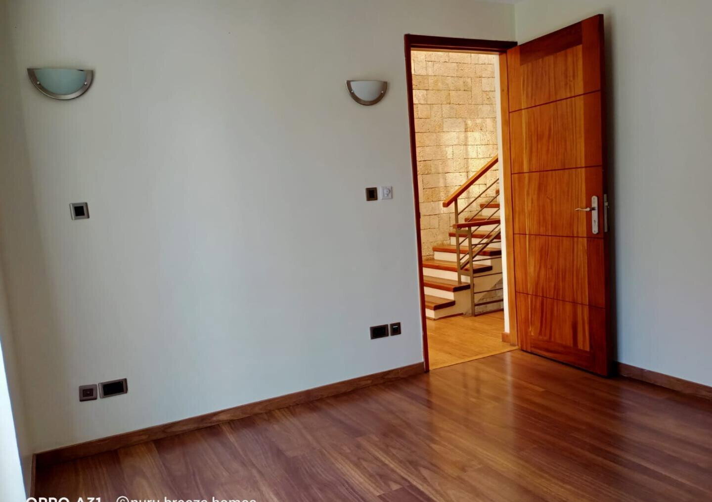 Triplex Townhouse with Sun Roof & Scandinavian High Roofs - Kileleshwa
