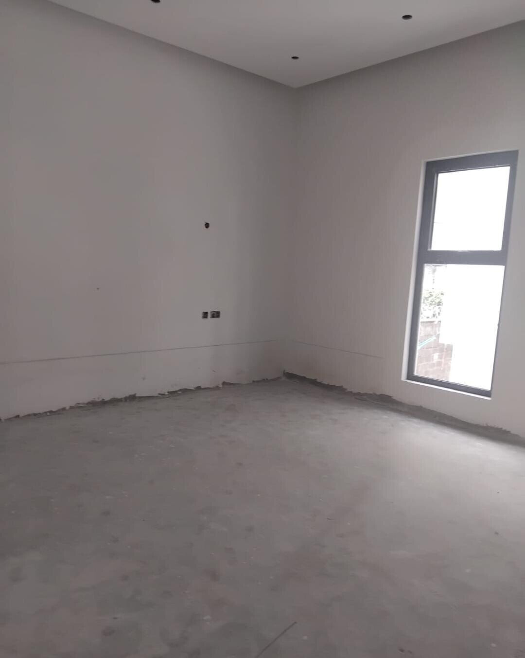 6-Bedroom Home with Private Garden & Ample Parking - Lavington