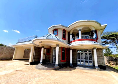Quarter Acre 5BR Garden Home at KSh 70K