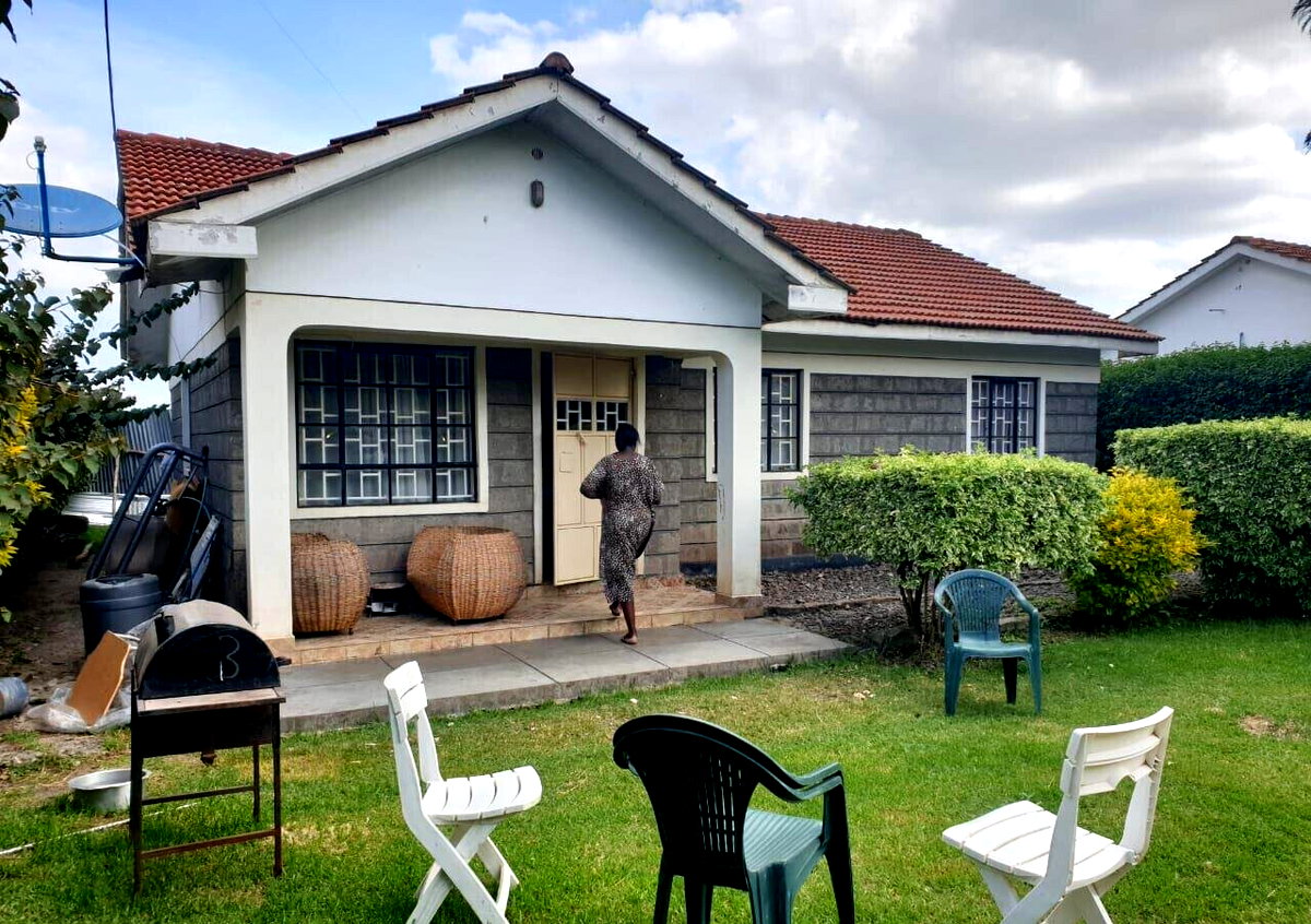 3BR All En-Suite Townhouse with Expansive Garden - Kiserian