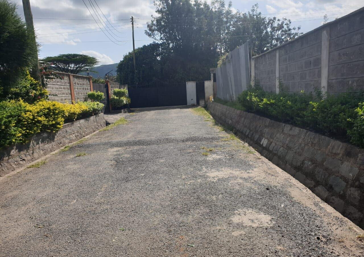 3BR All En-Suite Townhouse with Expansive Garden - Kiserian