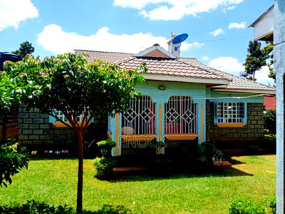 4bdrm Bungalow in Racecourse for sale - Image 1