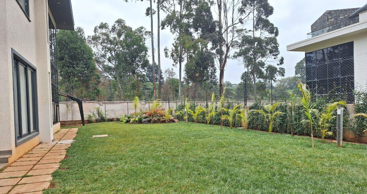 4-Ensuite Townhouse with DSQ & Huge Balcony - Loresho