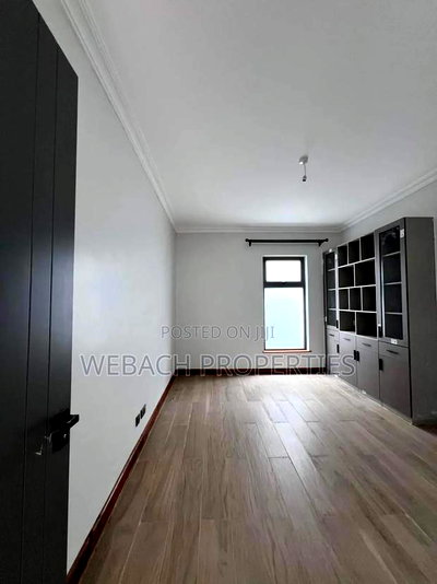 5bdrm Townhouse/Terrace in Lavington for sale - Image 15