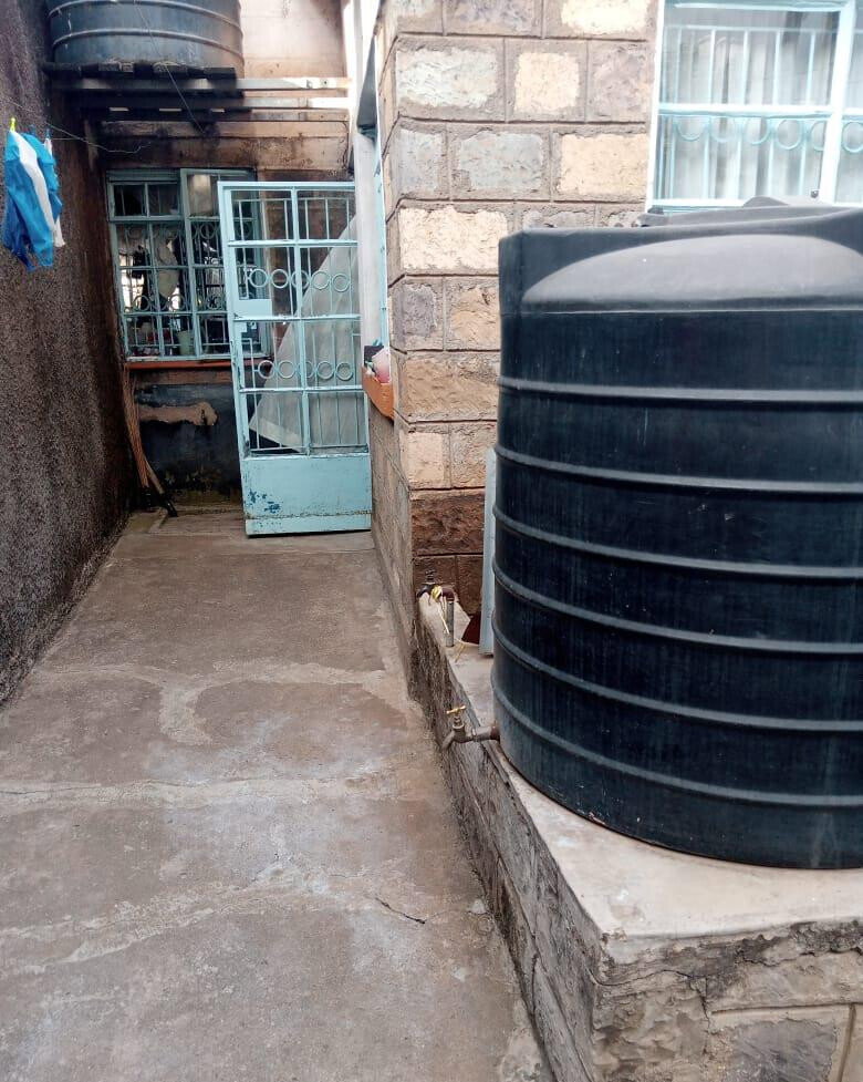 3BR Maisonette with Terrazzo Floors - Komarock