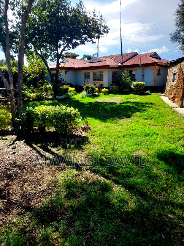 2bdrm House in Chemalal Road, Eldoret West for sale