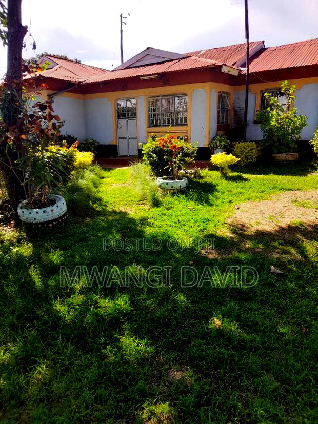 2bdrm House in Chemalal Road, Eldoret West for sale