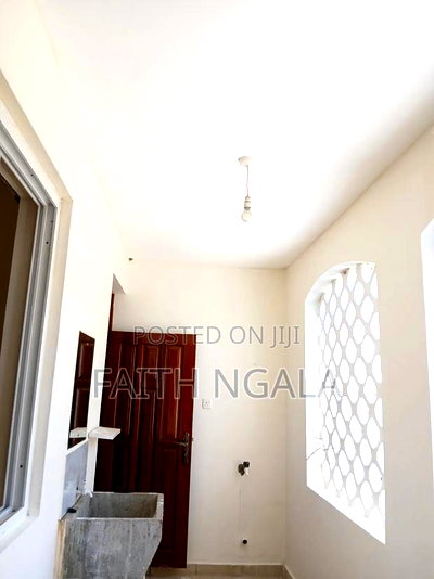 3bdrm Apartment in Nyali for rent - Image 12