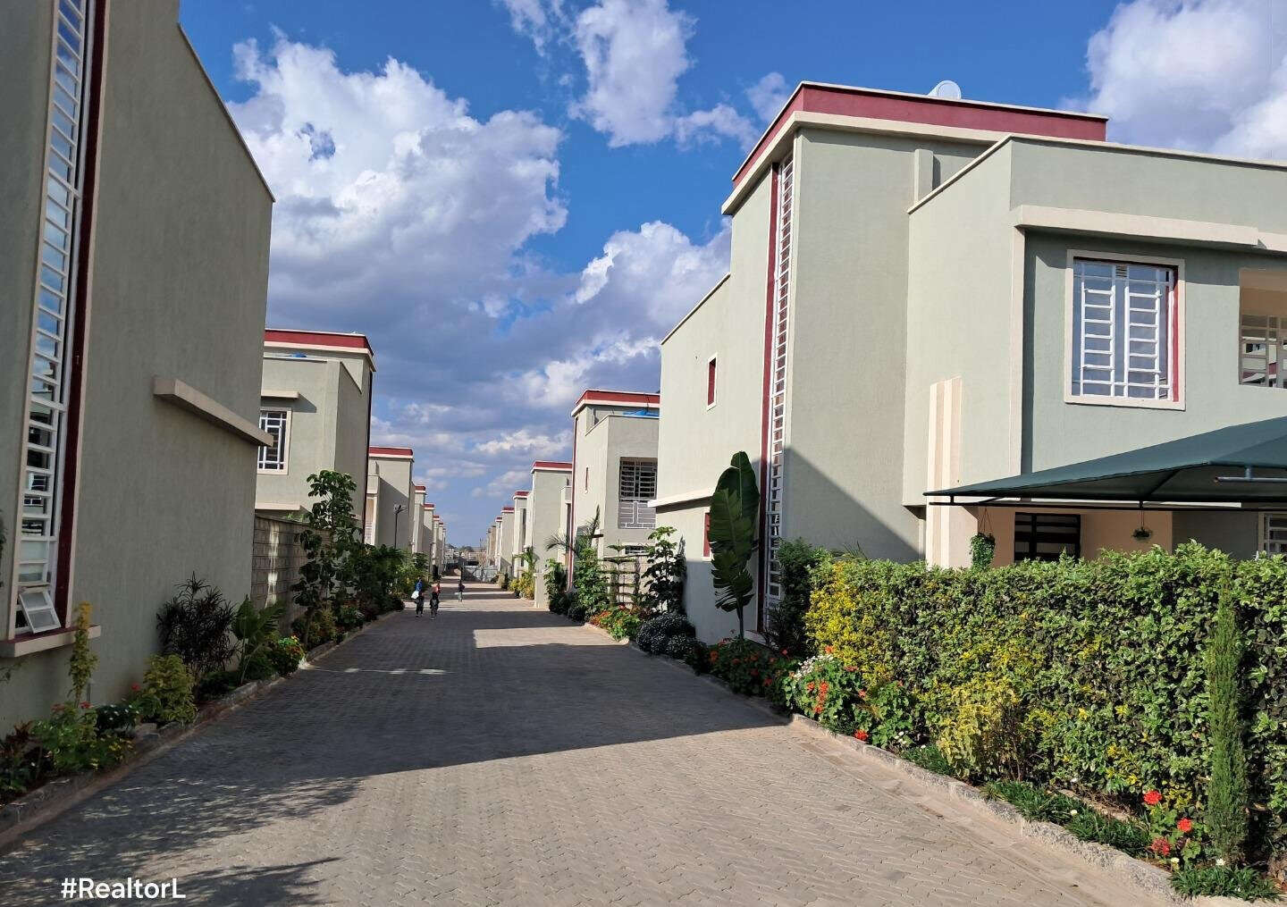 4BR All-Ensuite Townhouse with Rooftop Gazebo & DSQ - Kitengela Yukos