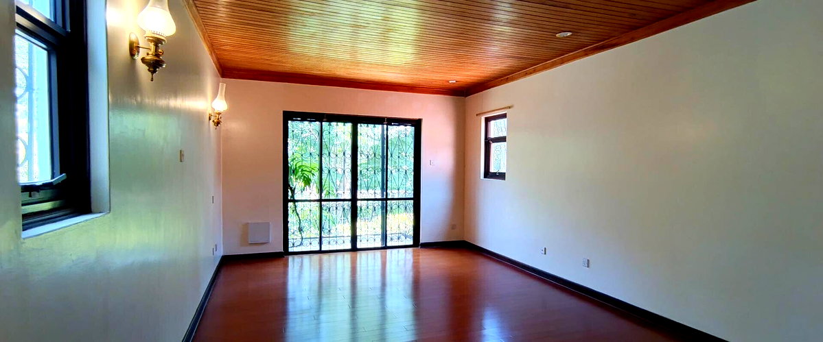 1-Acre Garden Home for KSh 640K