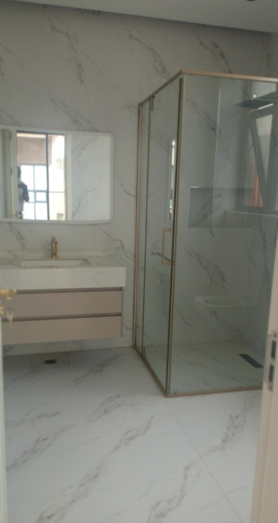 New 5-Ensuite Townhouse with Private Garden & Balconies - Lavington