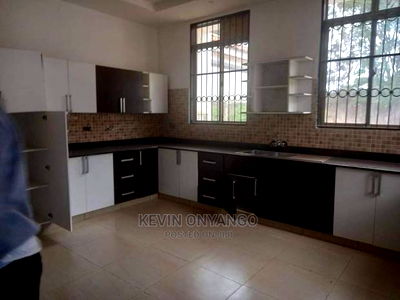 7bdrm Mansion in Karen for Sale - Image 4