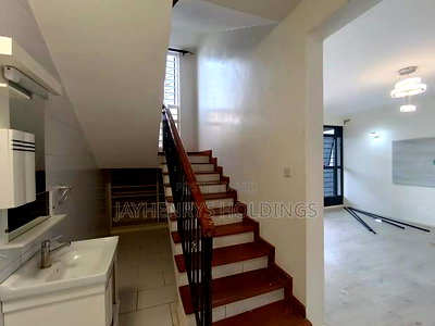 5bdrm Maisonette in Varsityville, Kamakis for rent - Image 6