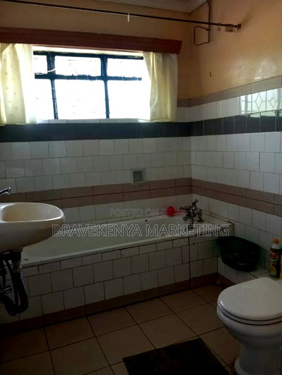 4bdrm Maisonette in Olive Inn, Kiamunyi for sale - Image 4