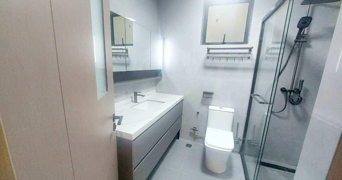 17-Storey 3BR with Rooftop Views & Sauna - Kilimani