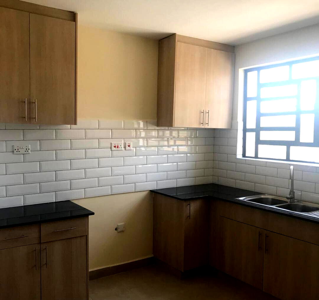3BR Townhouse with DSQ & Extra 1/8th Plot - Ngong
