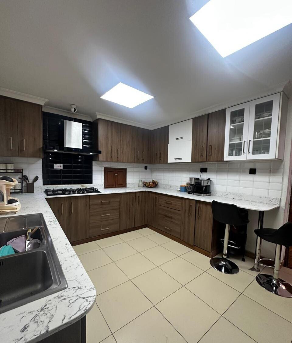 4BR Maisonette with DSQ & Kids' Play Area - Kileleshwa