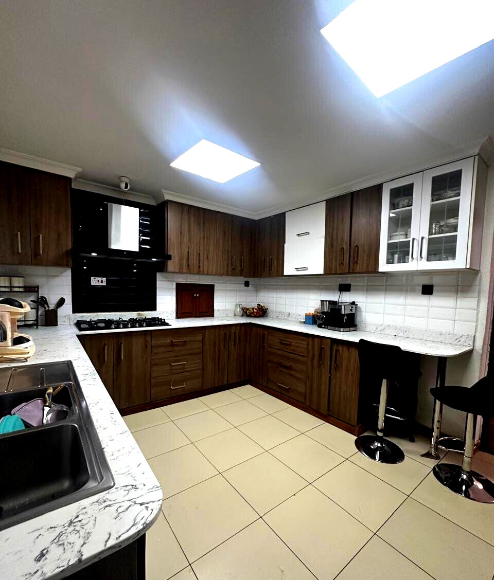 4BR Maisonette with DSQ & Kids' Play Area - Kileleshwa
