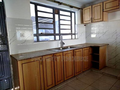 4bdrm Maisonette in Membley Estate for sale - Image 10