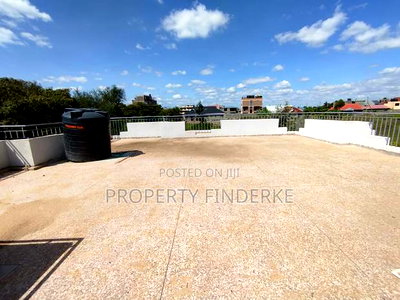 4bdrm Maisonette in Membley Estate for sale - Image 8