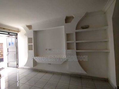 4bdrm Maisonette in Membley Estate for sale - Image 1