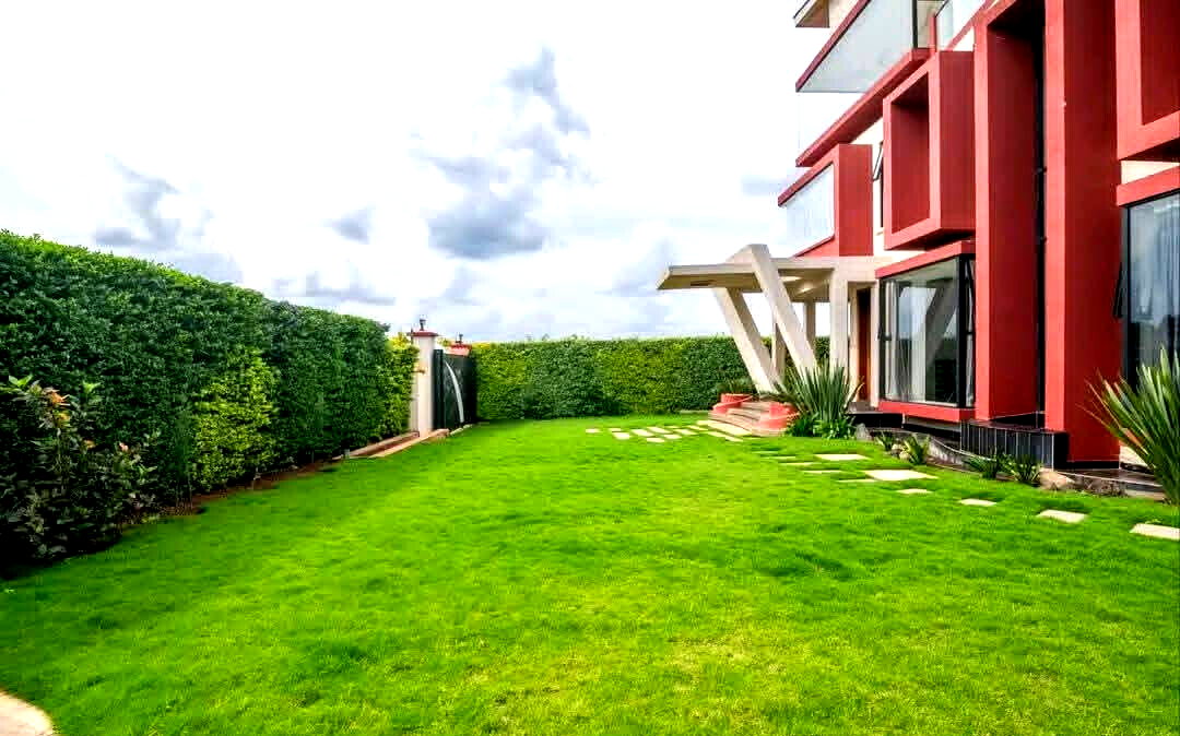 5BR All-Ensuite Townhouse with Rooftop Terrace & Gym - Migaa, Kiambu