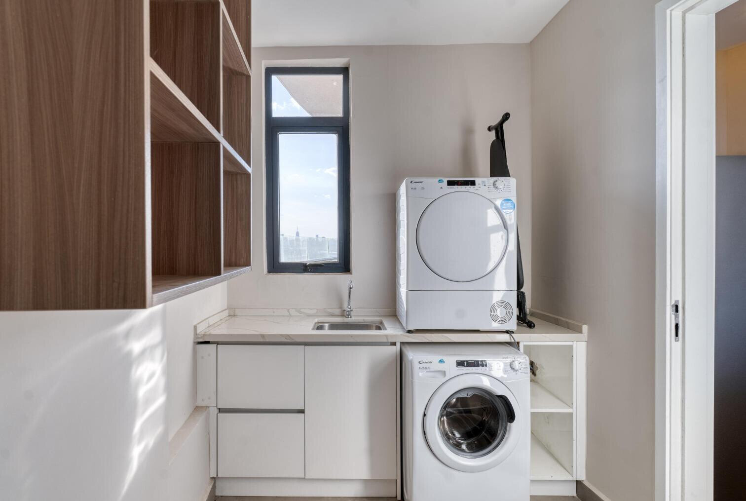 1BR with 360° Park Views & Co-Working Space - The Curve, Mombasa Rd