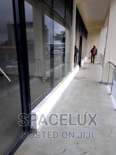 Modern Big Shop 3500sqft - Image 5