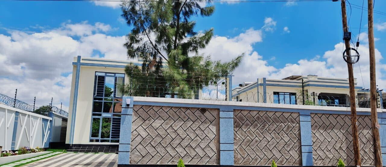 4BR All-Ensuite Mansionette with Rooftop Kitchenette - Mugutha, Ruiru