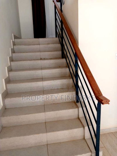 4bdrm Townhouse/Terrace in Kitengela for sale - Image 2