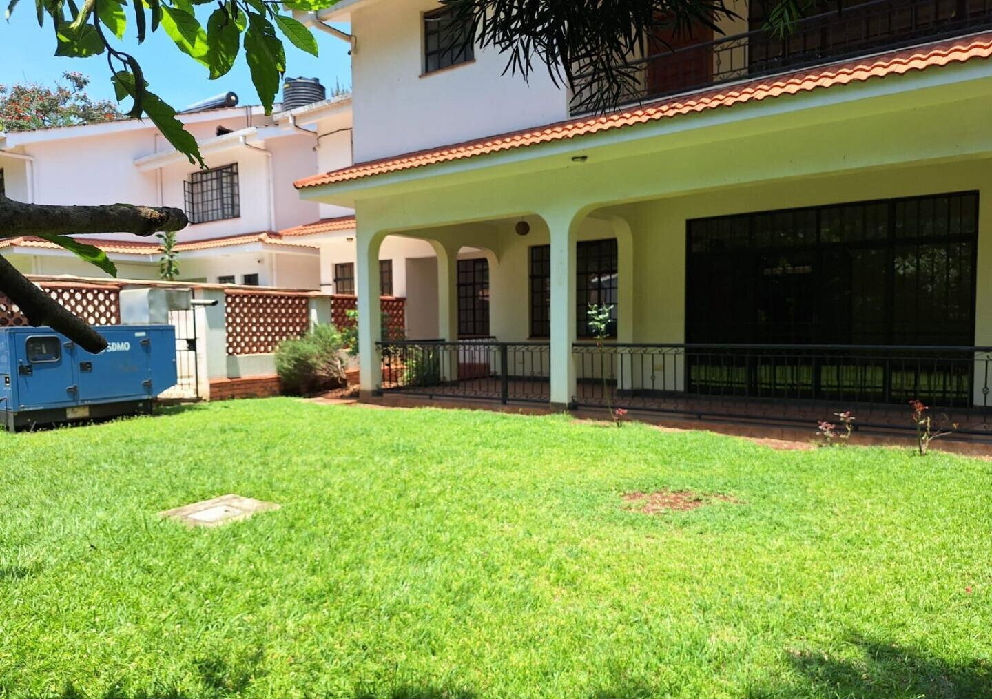 5-Ensuite Townhouse with DSQ & Generator - Lavington