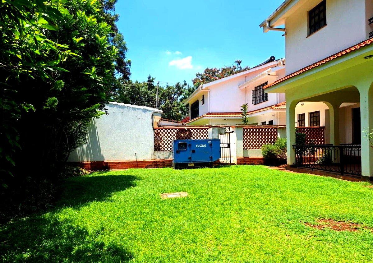 5-Ensuite Townhouse with DSQ & Generator - Lavington