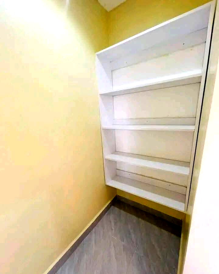 3 En-Suite Townhouse with Freehold Title & Borehole - Syokimau