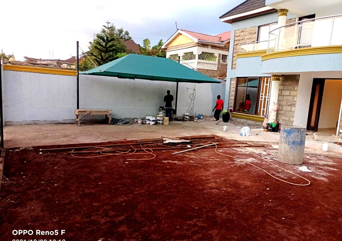5BR All-Ensuite Townhouse with Office & Gym - Kamakis