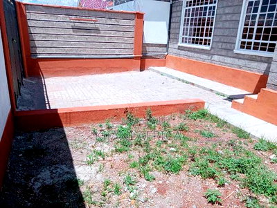 3bdrm Bungalow in Malaa for sale - Image 12