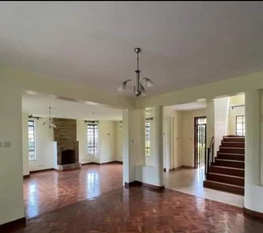 4-Ensuite Townhouse with DSQ & Garden - Lavington