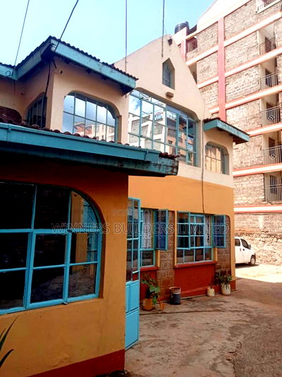 4bdrm Maisonette in Seasons Estate for sale - Image 3