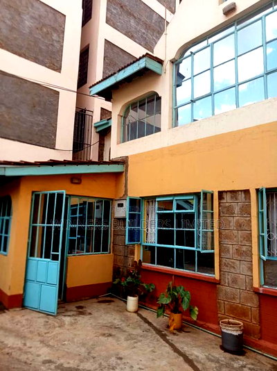 4bdrm Maisonette in Seasons Estate for sale - Image 4
