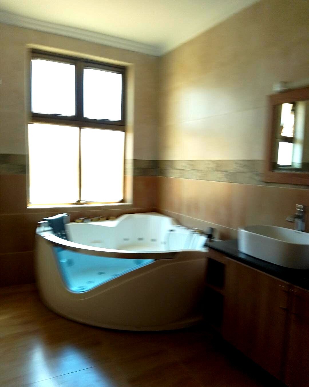 6-Bedroom Townhouse with DSQ Near Valley Arcade - Lavington
