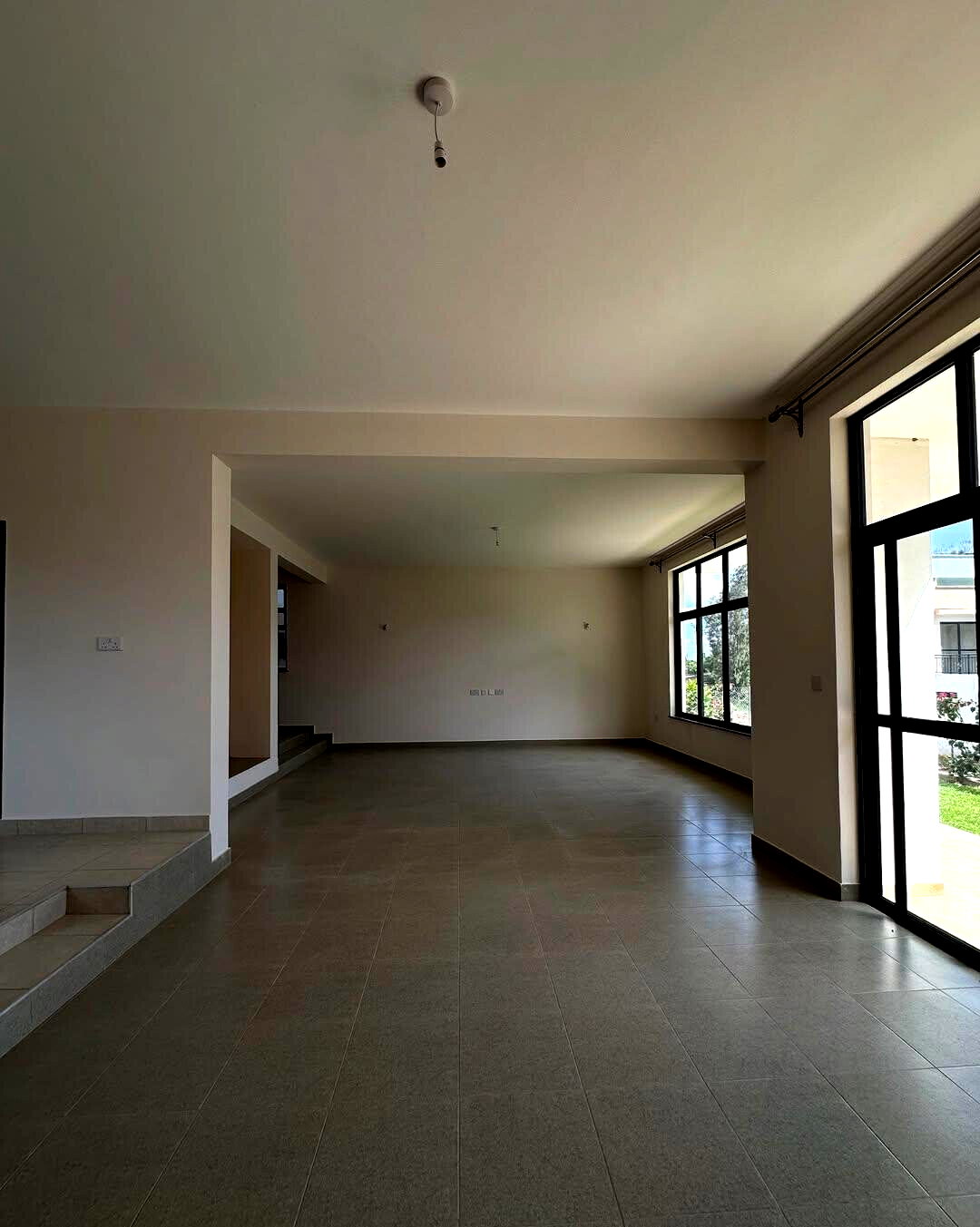 4BR All En-Suite Townhouse Overlooking Nairobi National Park - Syokimau