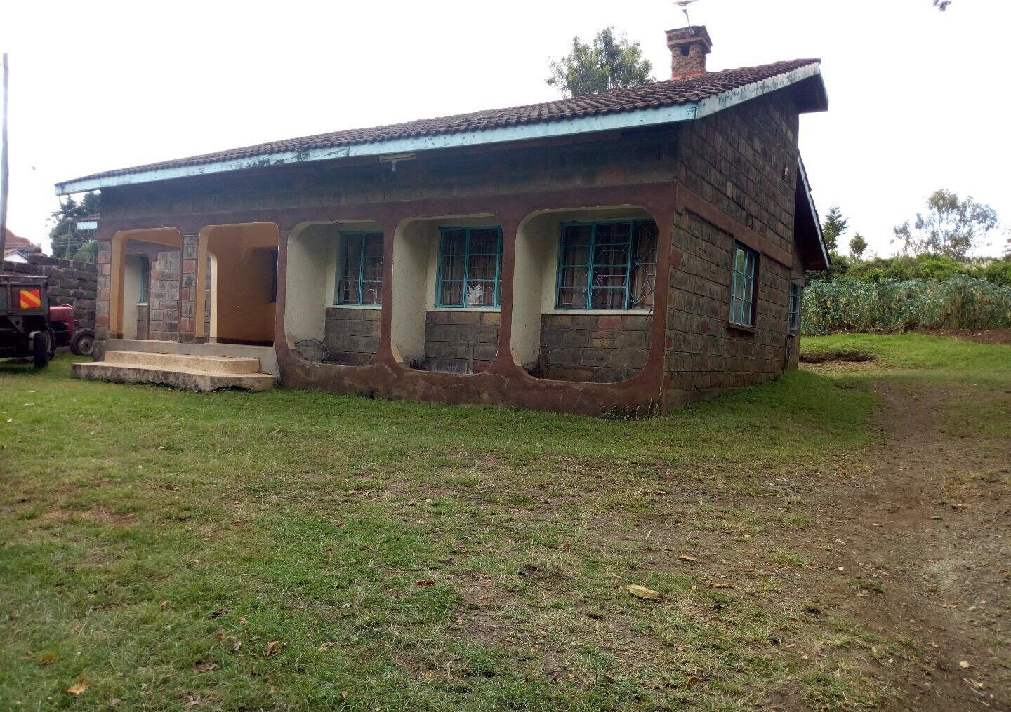 3BR Townhouse on Nearly Half-Acre - Milimani, Nakuru