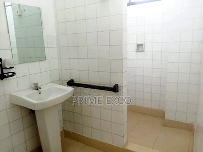 4bdrm Mansion in Nyali for rent - Image 11