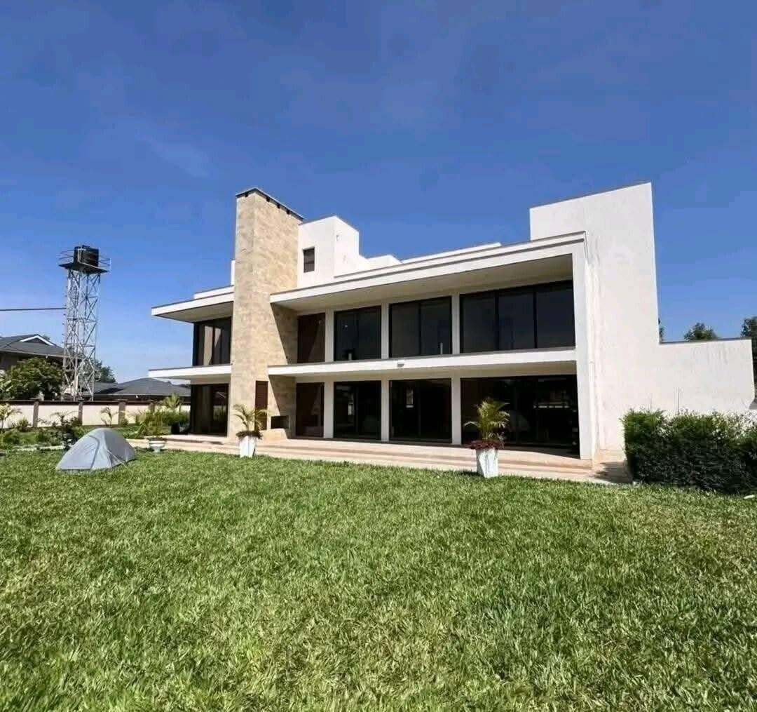 5-Ensuite Townhouse with Manicured Gardens & Cabro Driveways – Karen