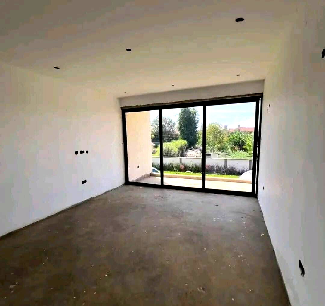 5-Ensuite Townhouse with Manicured Gardens & Cabro Driveways – Karen