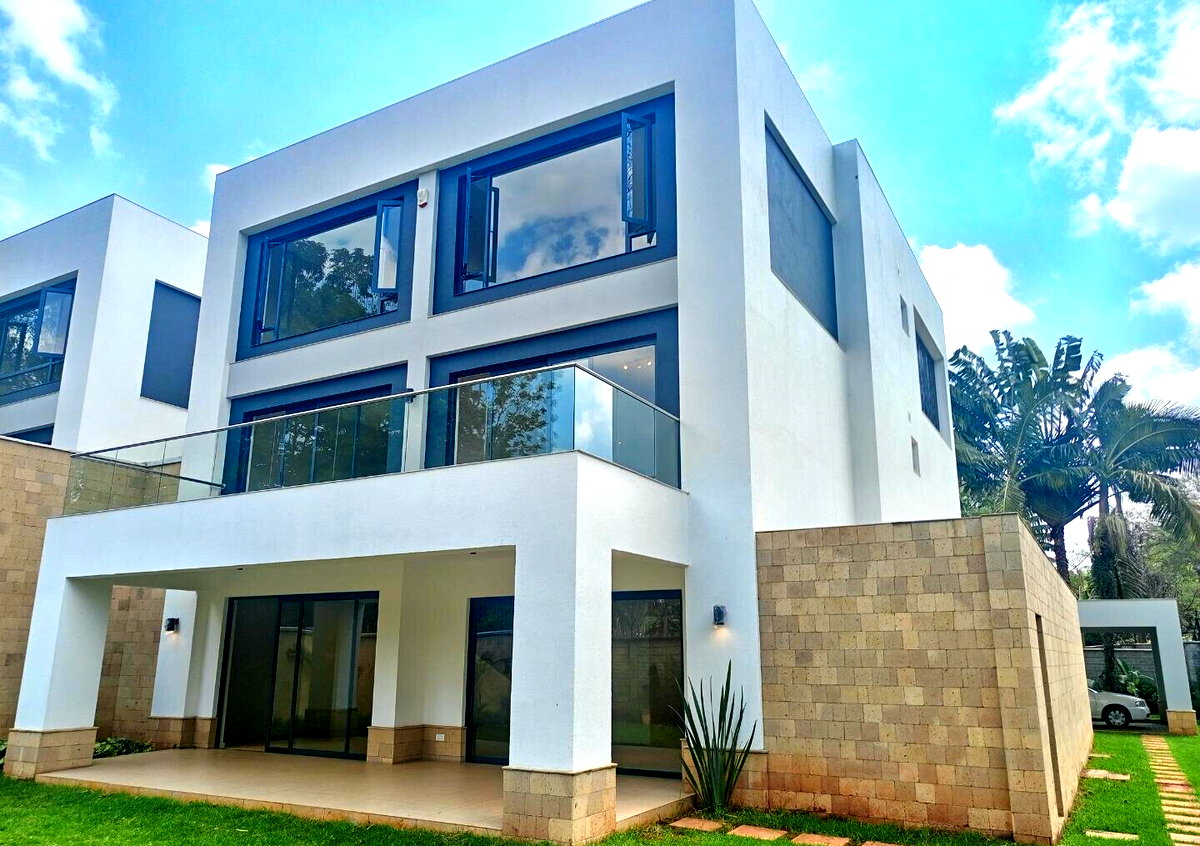 5-Bed All-Ensuite Villa with Inverters & Private Garden - Spring Valley