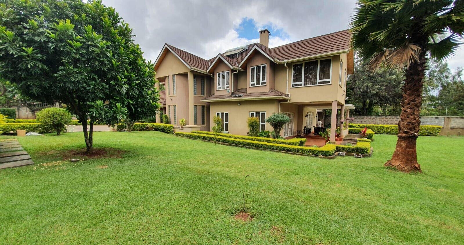 4-Bed Townhouse with DSQ in Karen Plains – KES 130M