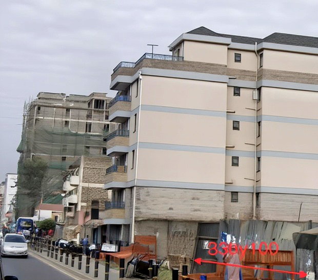 Prime Commercial Plot Sale at Tena Estate