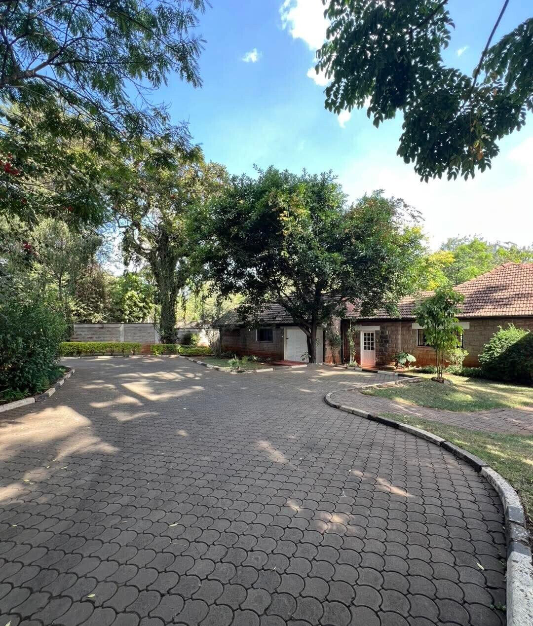 1-Acre Estate with 5BR Home at KSh 650K